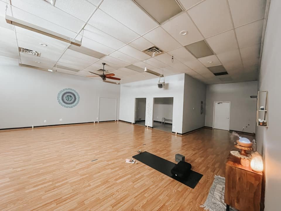 Lovelight Yoga Co. Logo