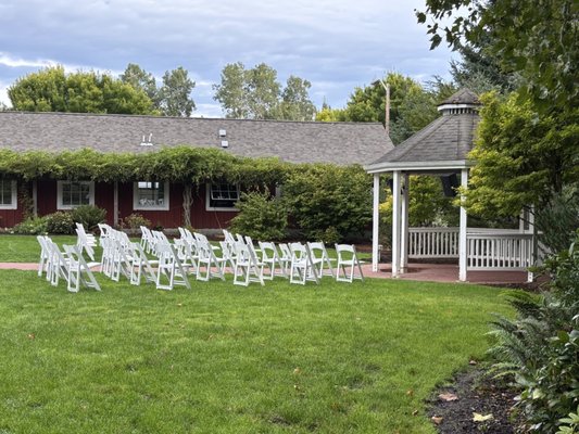 Pickering Barn by null