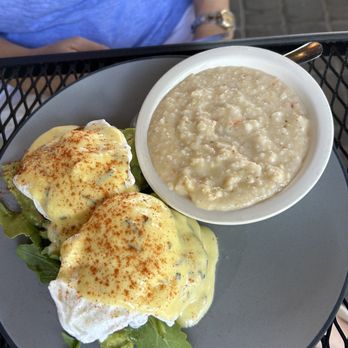 Open Oven - Black Mountain Benedict with grits - Breakfast & Brunch Near Me - Black Mountain, North Carolina Open Oven - Black Mountain Benedict with grits - Breakfast & Brunch Near Me - Black Mountain, North Carolina