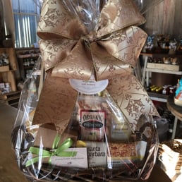 Pick your own items or choose from any of the ore-made baskets. I like to make my own