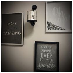 Jackie & Company - Salon decor