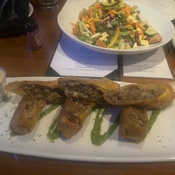 Stoney River - Steak Rolls and House Salad - Steakhouses Near Me - Troy, Michigan Stoney River - Steak Rolls and House Salad - Steakhouses Near Me - Troy, Michigan