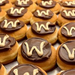 W Donuts