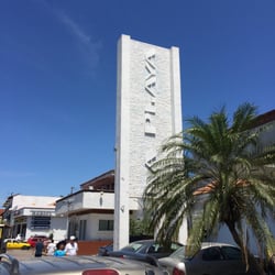 La Playa - LA PLAYA BODEGA  AV. FRANCISCO MEDINA ASCENCIO KM 2.0  email: bodegavallarta@superlaplaya.com   TEL 322 2933055   twitter @laplayavta