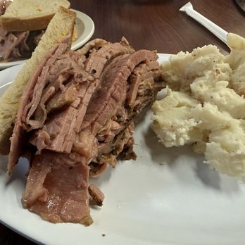 Lester's Deli - Photo 9: Smoked Meat Sandwich and Potato Salad - Delis Near Me - Outremont, Quebec