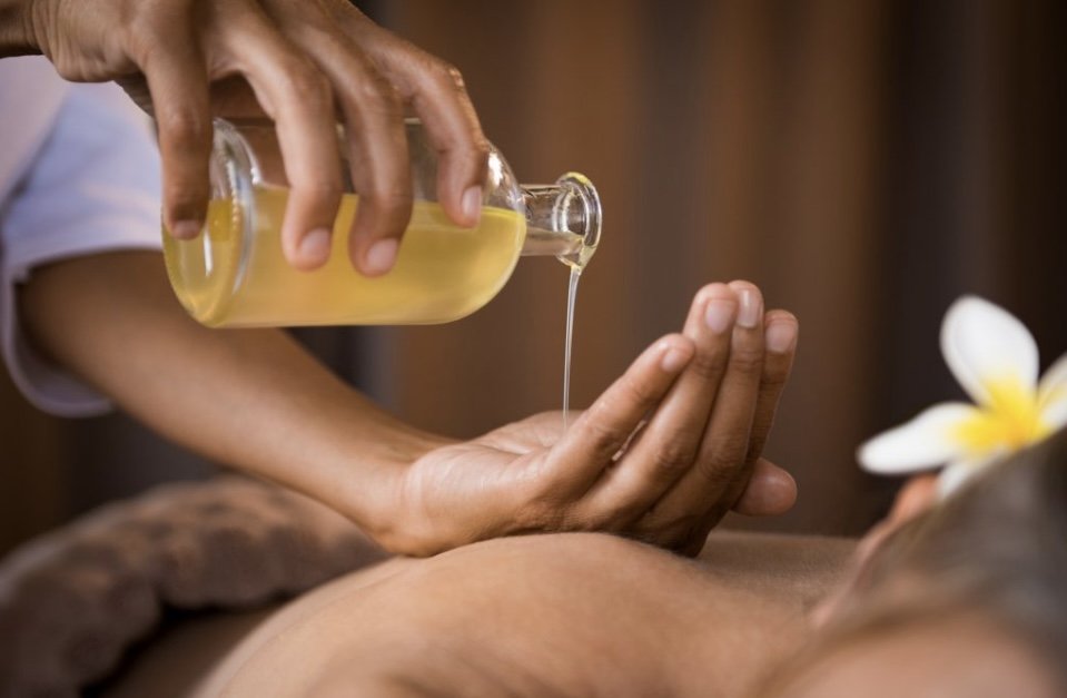 Hands On Me Massage And Spa Logo