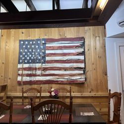 The Lake House Cafe