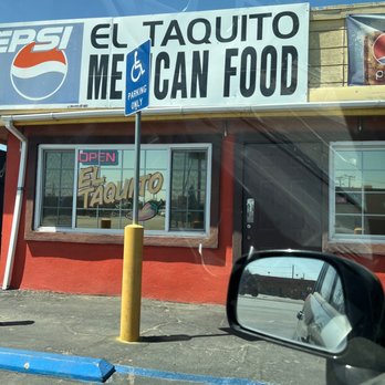 El Taquito - The front - Mexican Near Me - Bakersfield, California