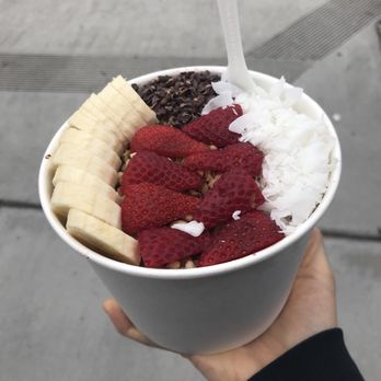 Seaside Surf Cafe - 32 oz chocolate açaí bowl - Juice Bars & Smoothies Near Me - La Jolla, California Seaside Surf Cafe - 32 oz chocolate açaí bowl - Juice Bars & Smoothies Near Me - La Jolla, California