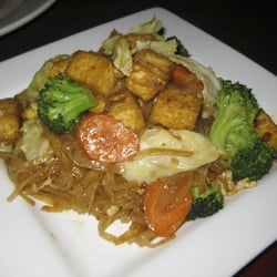 Bangkok Kitchen - "wedgie" pad thai