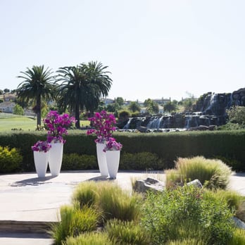 2 Friends Events - Ceremony arrangements by Chrystal. - Wedding Planning Near Me