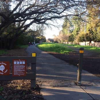 Iron Horse Trail - Trail entrance - Hiking Near Me Iron Horse Trail - Trail entrance - Hiking Near Me