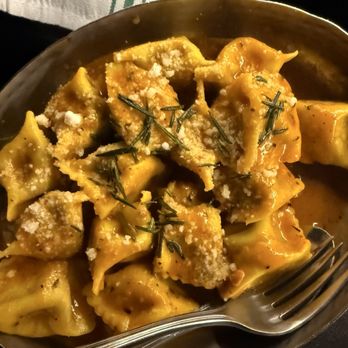 Piccola Cucina Casa - Agnollotti Ossobuco - Italian Near Me - Brooklyn, New York Piccola Cucina Casa - Agnollotti Ossobuco - Italian Near Me - Brooklyn, New York