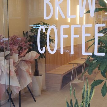 Brew Coffee Urquinaona - Entrance - Coffee & Tea Near Me - Barcelona, B
