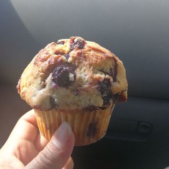 Briermere Farms - Blueberry Muffin - Bakeries Near Me - Riverhead, New York
