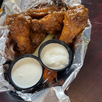 Penn's Bar and Grill - Sports Bars Near Me - Oxford, North Carolina Penn's Bar and Grill - Sports Bars Near Me - Oxford, North Carolina