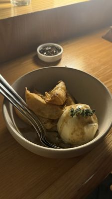 Dumpling Darlings (Amoy Street) by null