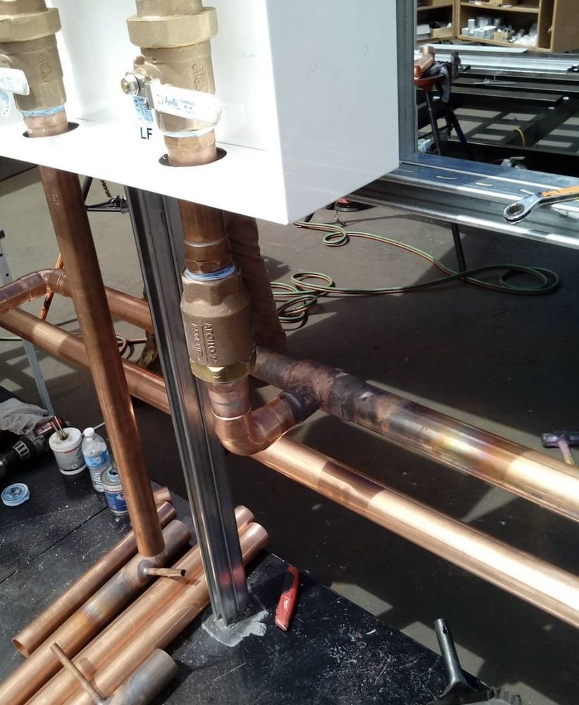 Slide of Chokehold plumbing