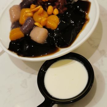 Sugar Miss Tea Cafe - Desserts Near Me - Brooklyn, New York Sugar Miss Tea Cafe - Desserts Near Me - Brooklyn, New York