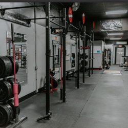 CFC main weight room rig and pullup bars