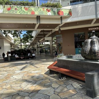 Ala Moana Center - Shopping Centers Near Me - Honolulu, Hawaii Ala Moana Center - Shopping Centers Near Me - Honolulu, Hawaii