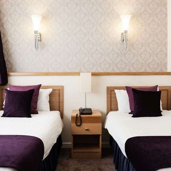 Southcrest Manor Hotel - Standard Twin - Hotels Near Me - Redditch, WOR