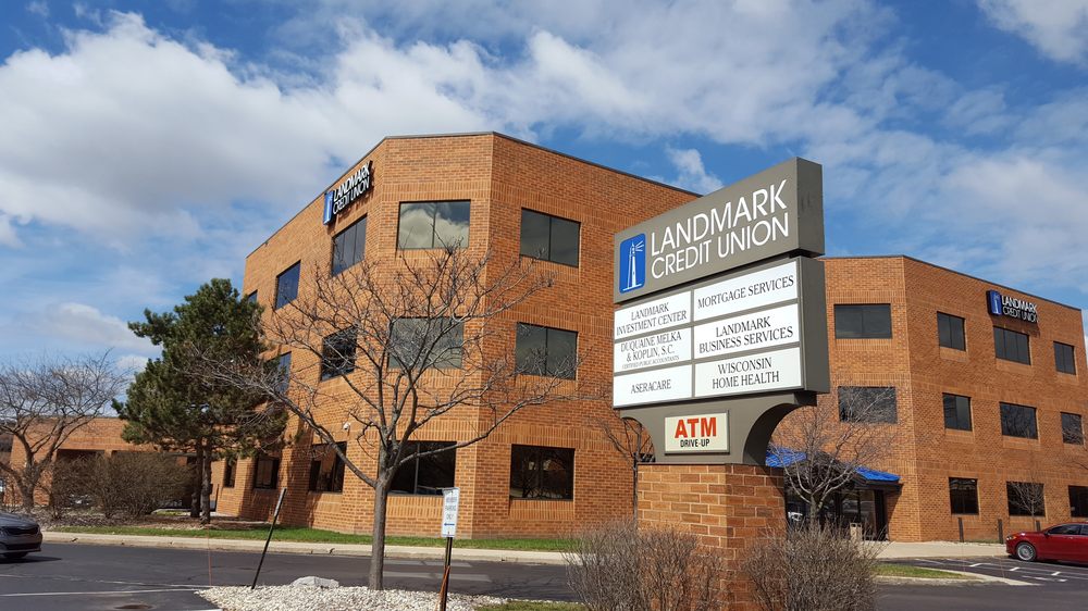 LANDMARK CREDIT UNION Updated August 2024 61 Reviews 2775 S