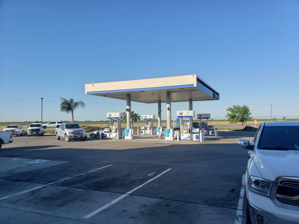 JOHNNY QUIK Updated September 2024 32685 Ave 7, Madera, California Convenience Stores