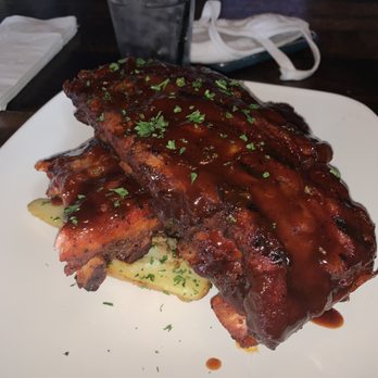 Lavergne's Tavern - Full slab of ribs with fingerling potatoes $24 - Beer Bar Near Me - Berwyn, Illinois