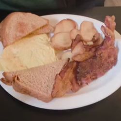 J and J's Restaurant - Bacon n Eggs