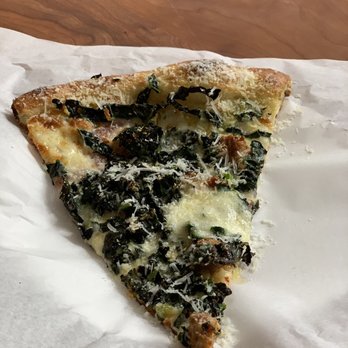 Gioia Pizzeria - Julian slice - Pizza Near Me - Berkeley, California