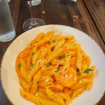 Severina - Roasted red pepper pasta with jumbo shrimp - Pizza Near Me - Pittsburgh, Pennsylvania Severina - Roasted red pepper pasta with jumbo shrimp - Pizza Near Me - Pittsburgh, Pennsylvania