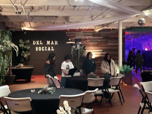 Del Mar Social by null