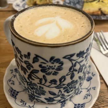 maman - Marzipan Buttercream Latte - Cafes Near Me - New York, New York
