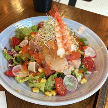 The Green Leaf Sushi - Sushi Bars Near Me - North Vancouver, British Columbia