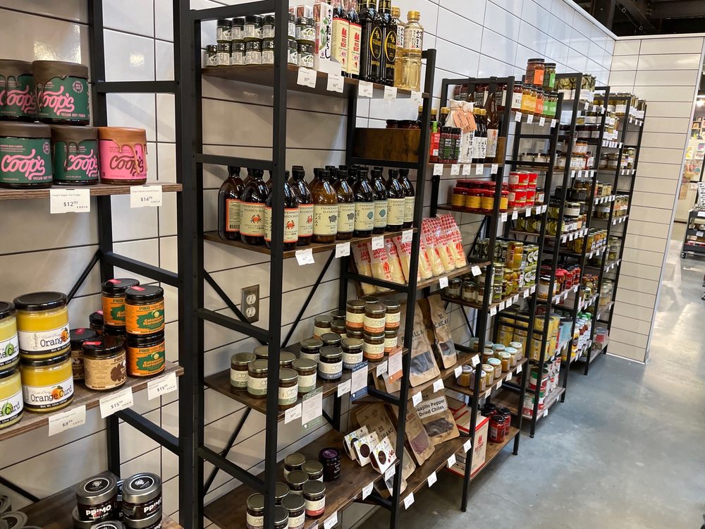 LUNA MARKET Updated April 2024 1702 1st Ave N, Fargo, North Dakota