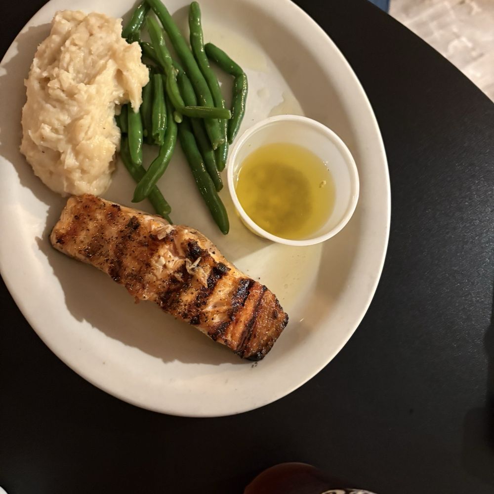 Hudson Grill - Grilled salmon! - American Near Me - Hudson, Florida Hudson Grill - Grilled salmon! - American Near Me - Hudson, Florida