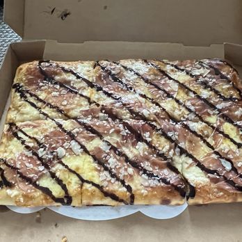 Slice House by Tony Gemignani - Sicilian Cal Italia Pizza - Pizza Near Me - Walnut Creek, California Slice House by Tony Gemignani - Sicilian Cal Italia Pizza - Pizza Near Me - Walnut Creek, California