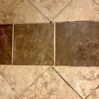 Camelback Resort - All walls of shower had mildew/mold on them. Extremely dirty - Resorts Near Me - Tannersville, Pennsylvania Camelback Resort - All walls of shower had mildew/mold on them. Extremely dirty - Resorts Near Me - Tannersville, Pennsylvania