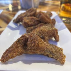 Wings - Port Moody - Dry rubbed parmesan and garlic