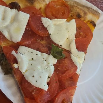 Joe's Pizza - Margarita not my favorite - Pizza Near Me - New York, New York Joe's Pizza - Margarita not my favorite - Pizza Near Me - New York, New York