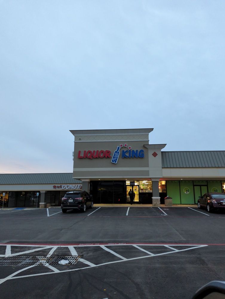 LIQUOR KING Updated September 2024 35 Photos & 13 Reviews 105 N