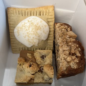 The Batchmaker - Brown sugar poptart, cookie bar, coffee cake - Bakeries Near Me - Charlotte, North Carolina