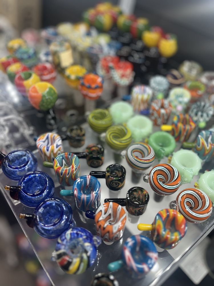 Top notch smoke shop