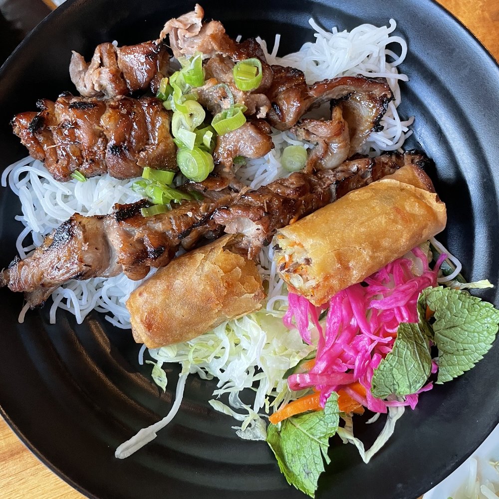 Parle By Viet Fresh - Pork vermicelli - WOW!!! - Vietnamese Near Me - Ottawa, Ontario Parle By Viet Fresh - Pork vermicelli - WOW!!! - Vietnamese Near Me - Ottawa, Ontario