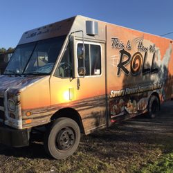 This Is How We Roll Food Truck
