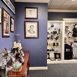 Ronald Reagan Presidential Library and Museum - The shop