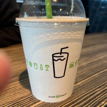 Shake Shack Topanga - Burgers Near Me - Los Angeles, California Shake Shack Topanga - Burgers Near Me - Los Angeles, California