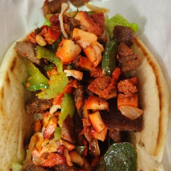 Primo Halal Grill - Mix gyro - Halal Near Me - New York, New York Primo Halal Grill - Mix gyro - Halal Near Me - New York, New York