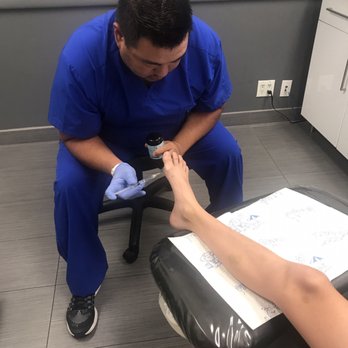 Arcadia Foot and Ankle - -the anesthetic part. Yikes! This 11 year old was super stoic. Dr. Nathan Plaskey completing an onychectomy, a "wedge resection" - Podiatrists Near Me - Scottsdale, Arizona Arcadia Foot and Ankle - -the anesthetic part. Yikes! This 11 year old was super stoic. Dr. Nathan Plaskey completing an onychectomy, a "wedge resection" - Podiatrists Near Me - Scottsdale, Arizona